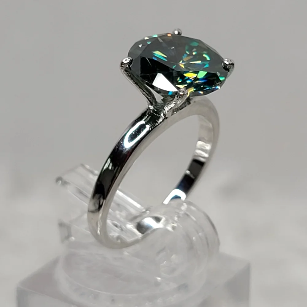 Moissanite 5+ Carat Solitare Ring